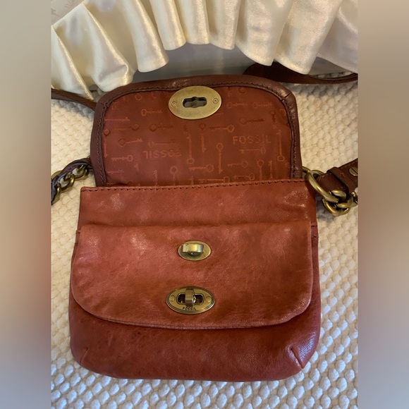 FOSSIL - Picture 9 of 10